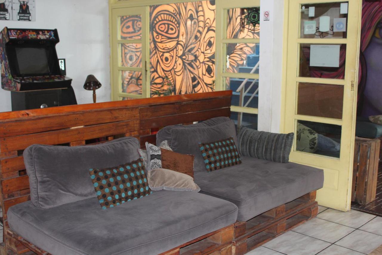 Oceanic Hostel Balneário Camboriú エクステリア 写真