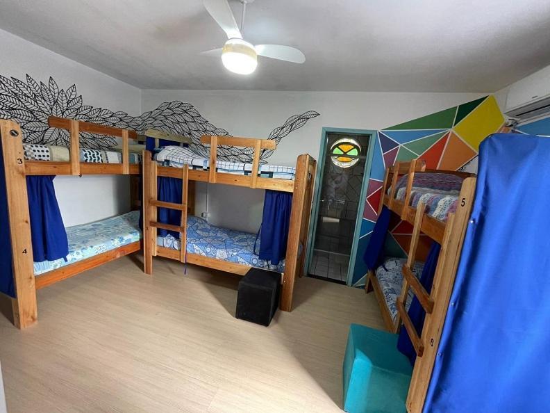 Oceanic Hostel Balneário Camboriú エクステリア 写真