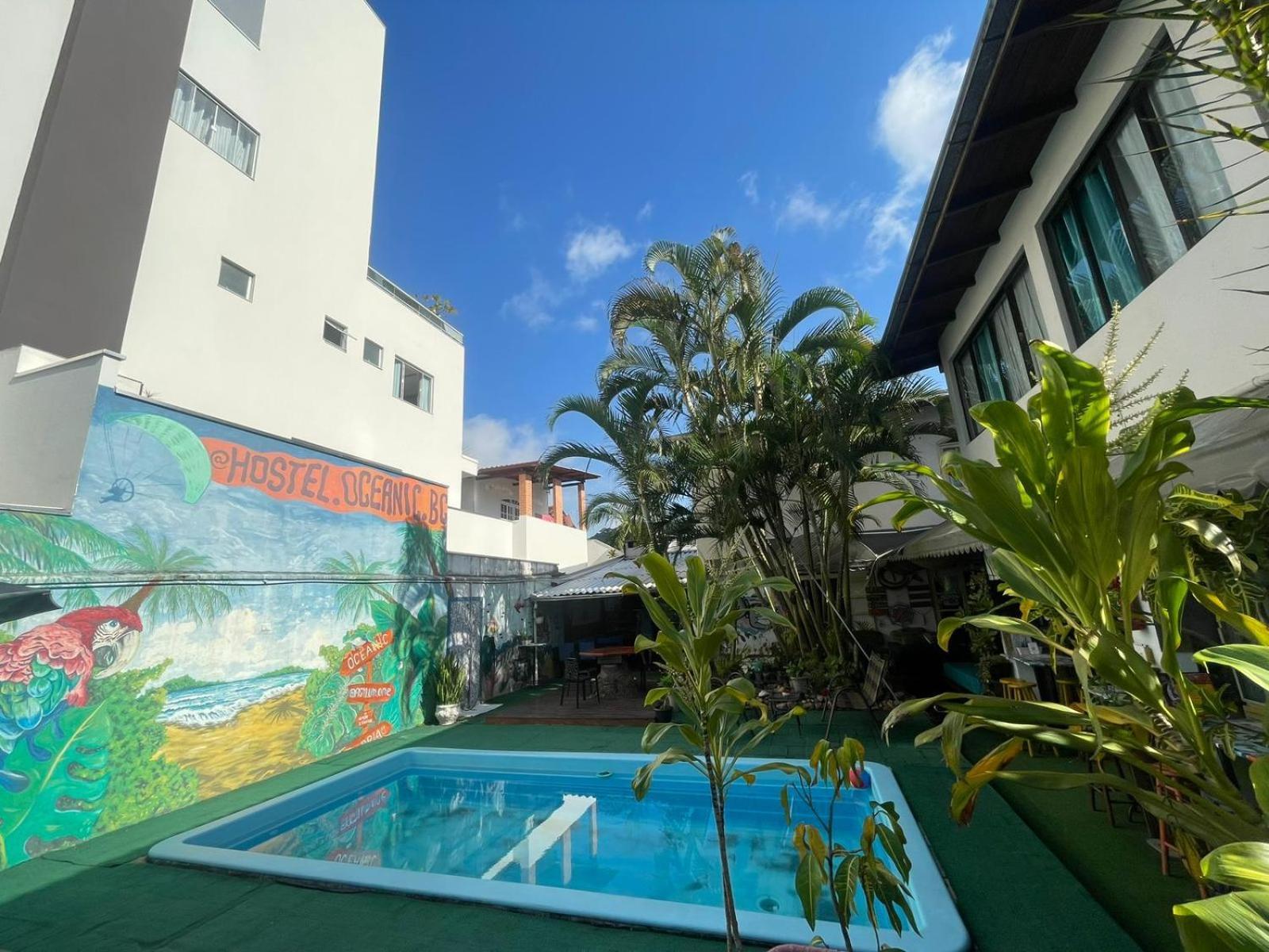 Oceanic Hostel Balneário Camboriú エクステリア 写真